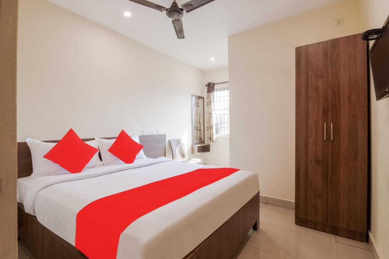 Hotel O Anu Grand Визакхапатнам Екстериор снимка
