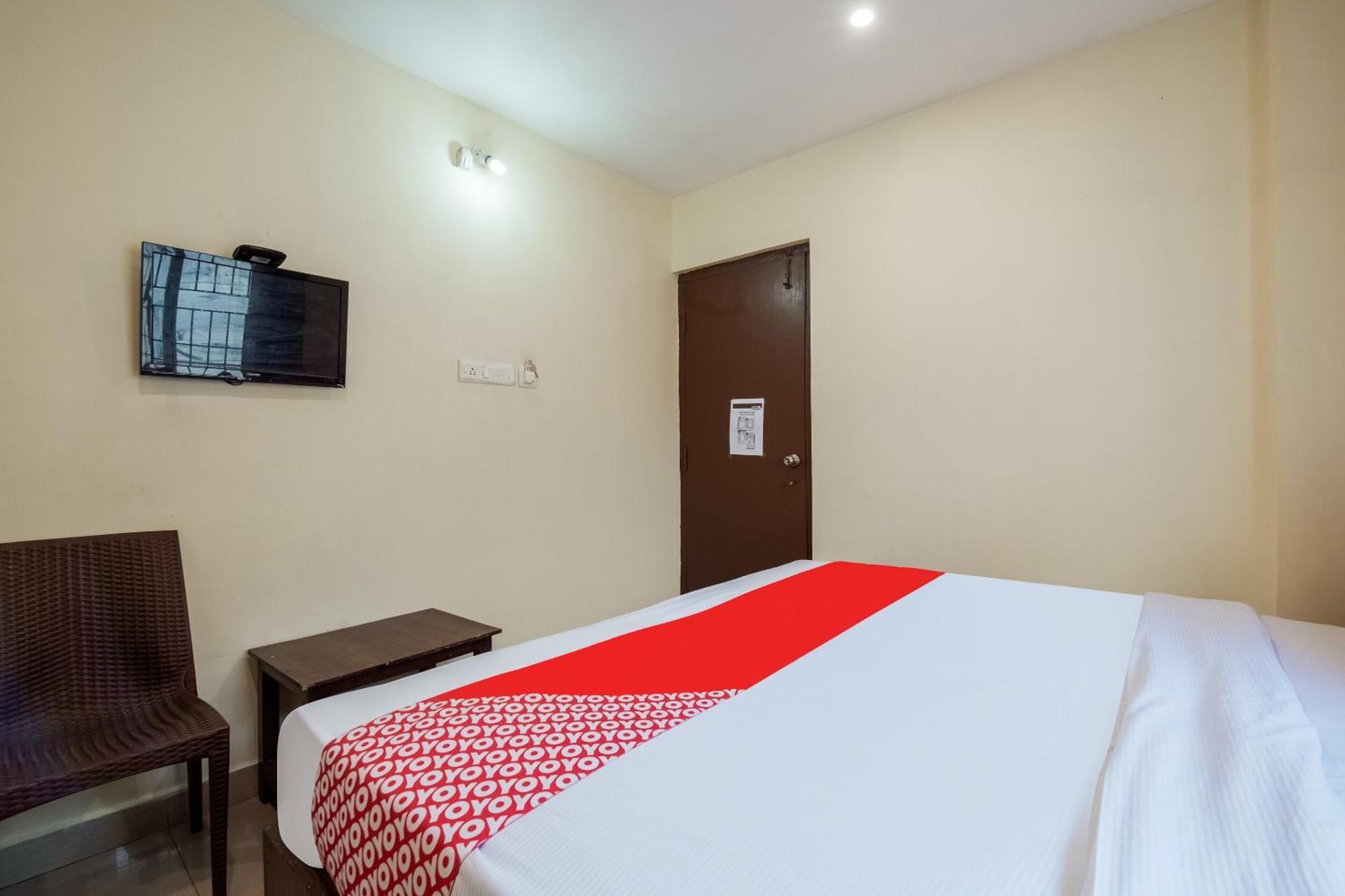 Hotel O Anu Grand Визакхапатнам Екстериор снимка