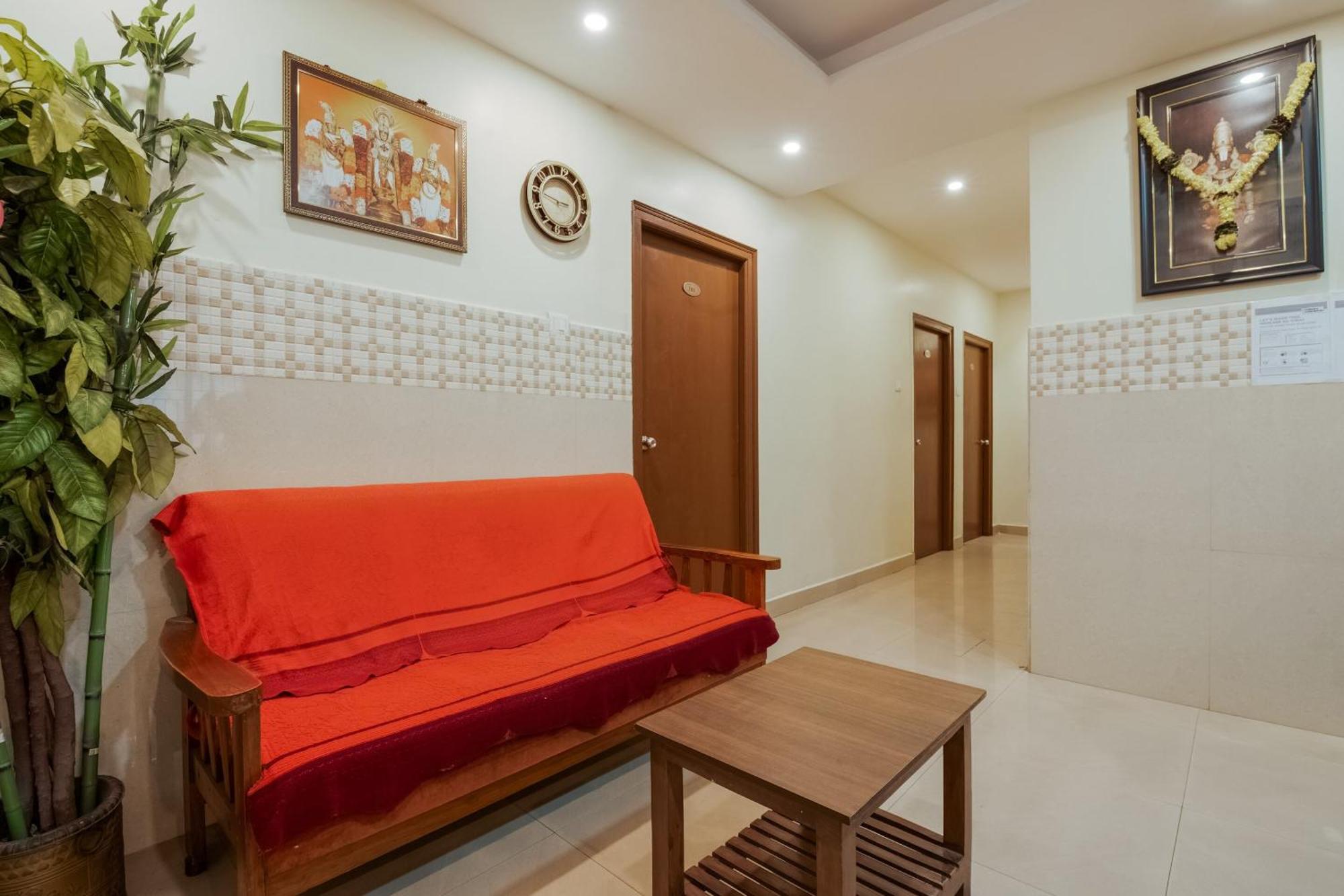 Hotel O Anu Grand Визакхапатнам Екстериор снимка