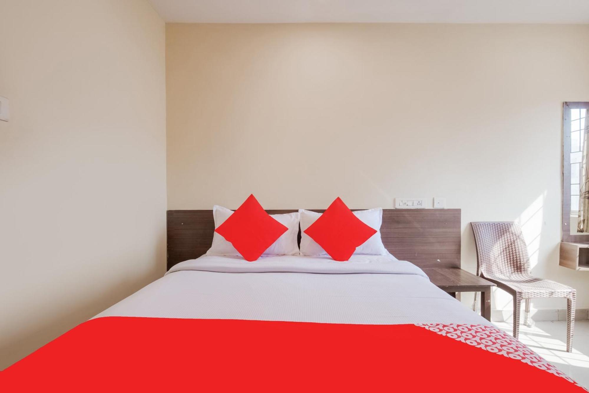 Hotel O Anu Grand Визакхапатнам Екстериор снимка