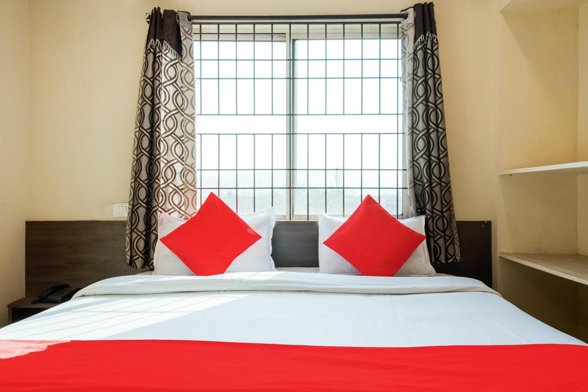 Hotel O Anu Grand Визакхапатнам Екстериор снимка