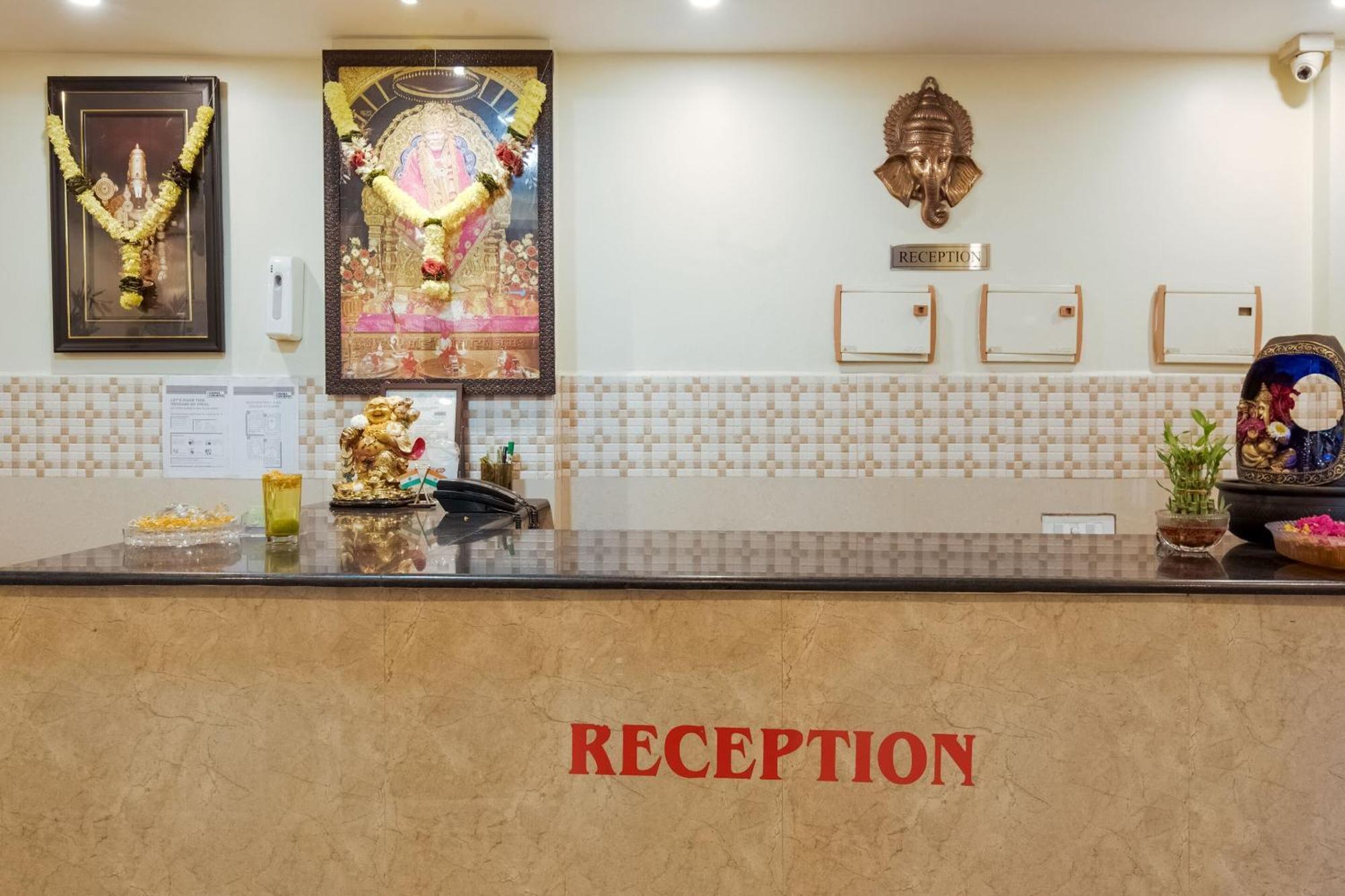 Hotel O Anu Grand Визакхапатнам Екстериор снимка